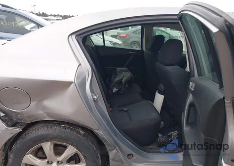 2011 Mazda Mazda3 I Touring из США, поврежденный, VIN JM1BL1VG4B1474316